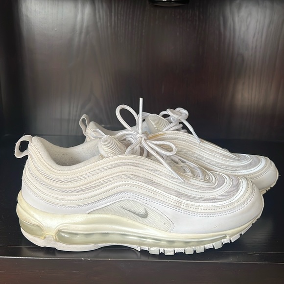 Nike Air Max Women’s 9 tennis shoes - Picture 1 of 4